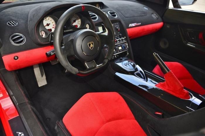 2012GallardoLP570-4 Super Trofeo Stradale