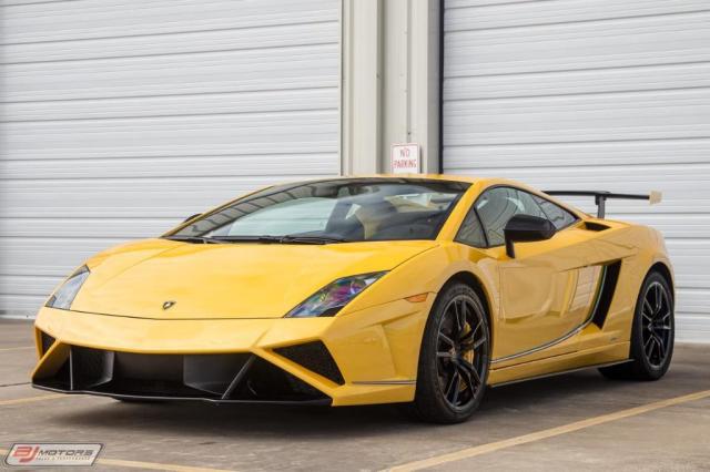 2014GallardoLP570-4 Squadra Corse