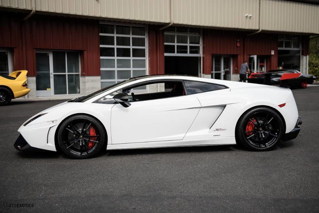 2012GallardoLP570-4 Super Trofeo Stradale