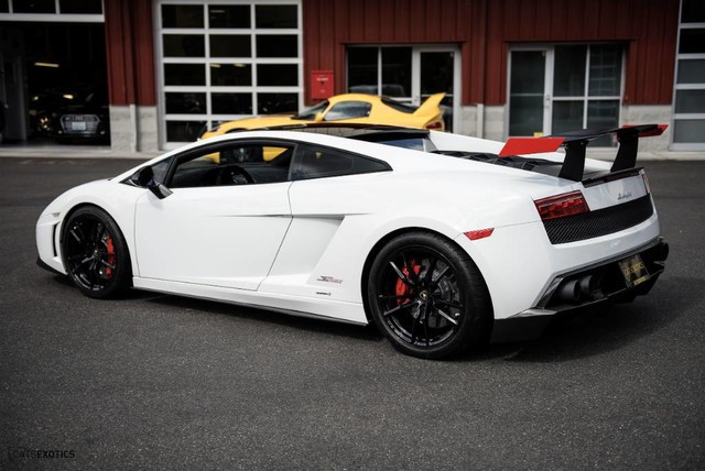2012GallardoLP570-4 Super Trofeo Stradale