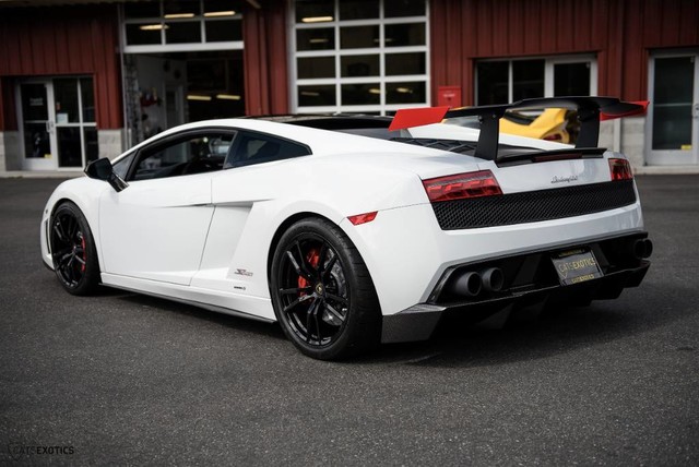 2012GallardoLP570-4 Super Trofeo Stradale