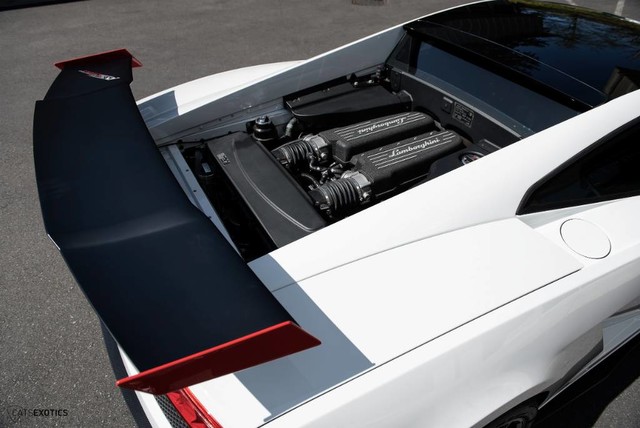 2012GallardoLP570-4 Super Trofeo Stradale