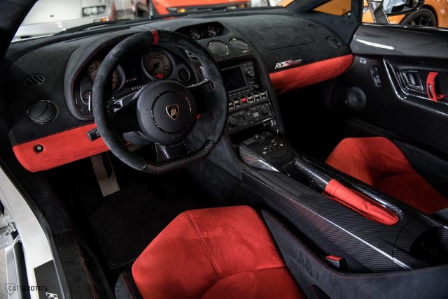 2012GallardoLP570-4 Super Trofeo Stradale