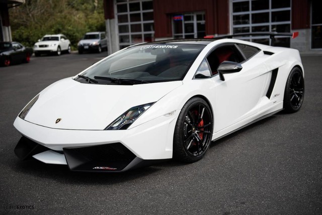 2012GallardoLP570-4 Super Trofeo Stradale