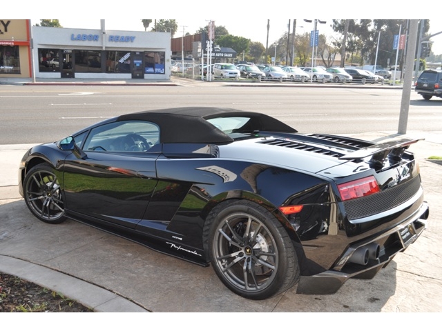 2011GallardoLP570-4 Spyder Performante
