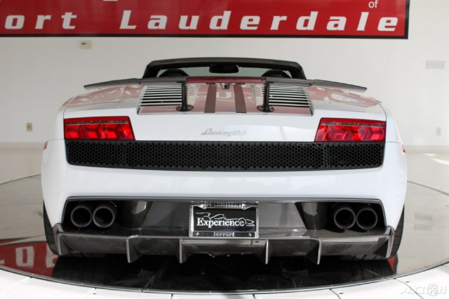 2011GallardoLP570-4 Spyder Performante
