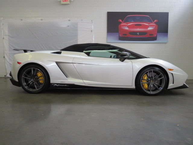2011GallardoLP570-4 Spyder Performante