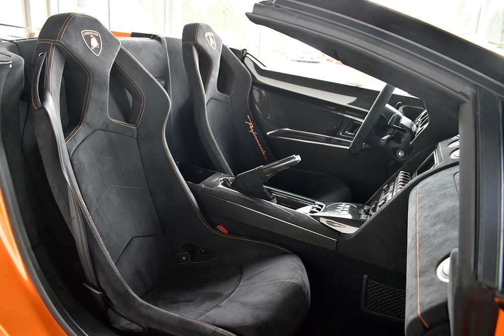 2011GallardoLP570-4 Spyder Performante