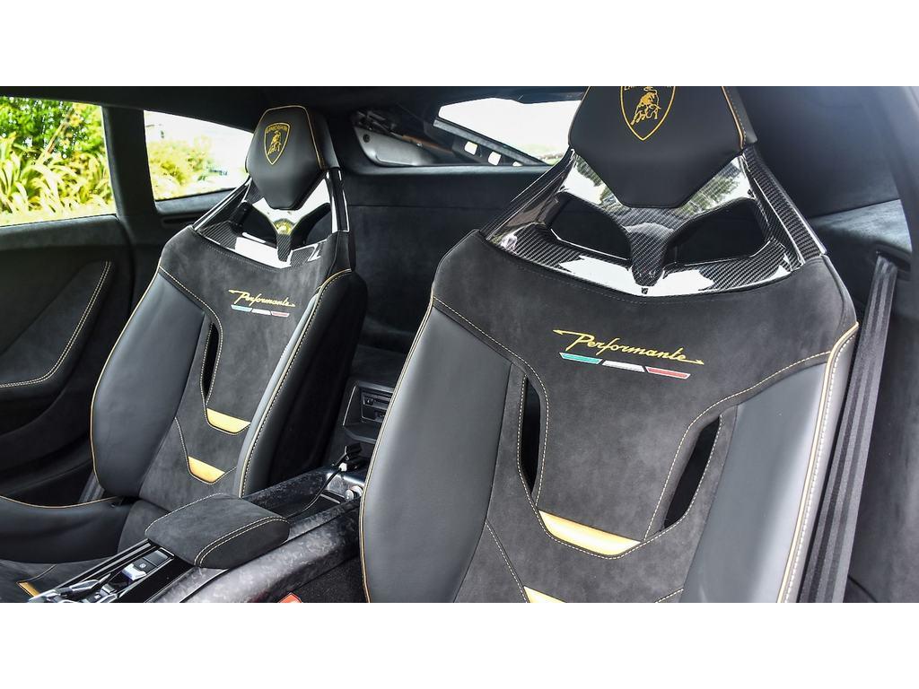 2018HuracanLP640-4 Performante