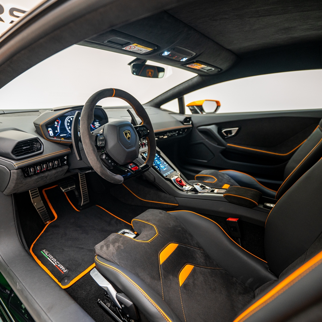 2020HuracanEVO GT Celebration