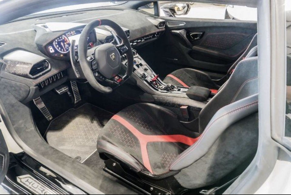 2018HuracanLP640-4 Performante