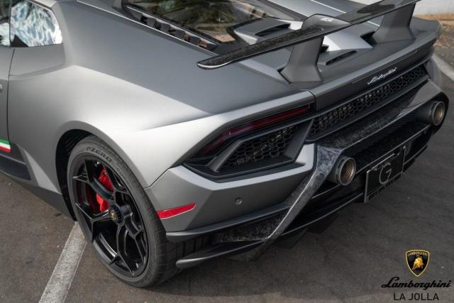 2018HuracanLP640-4 Performante