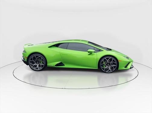 2021HuracanEVO RWD