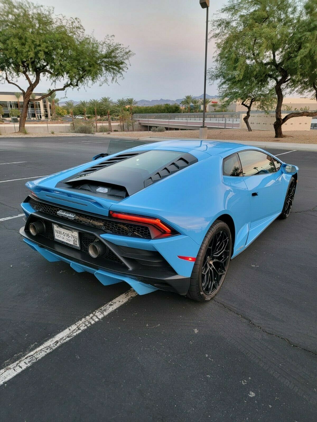 2021HuracanEVO RWD