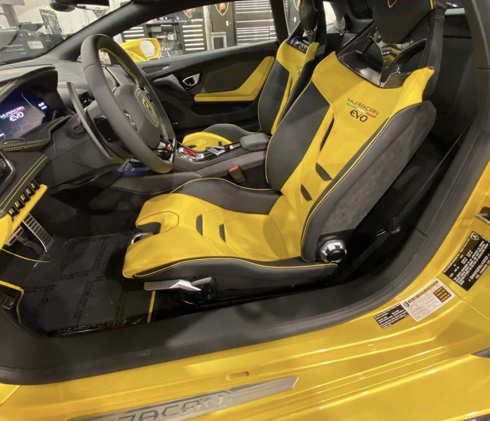2020HuracanEVO RWD