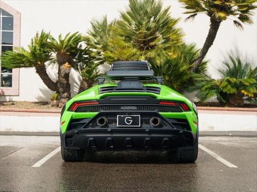 2023HuracanSterrato