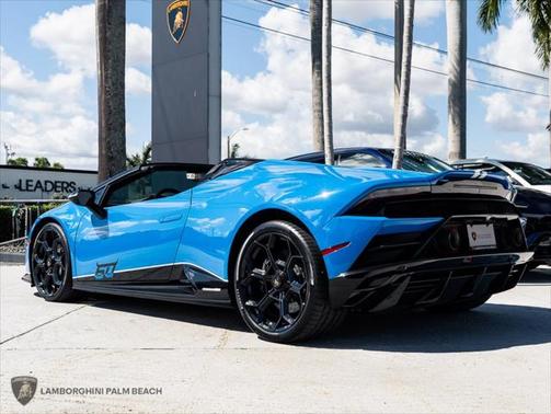 2023HuracanEVO Spyder