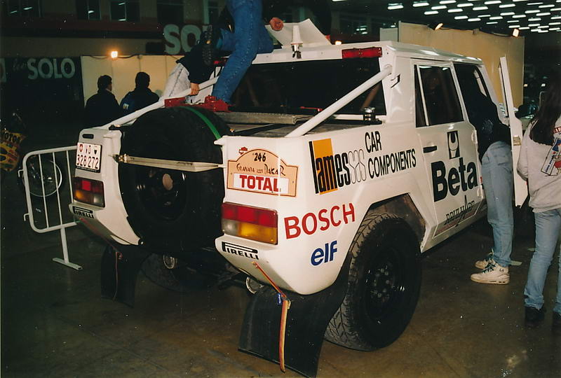 1987LM002