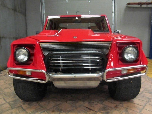 1990LM002