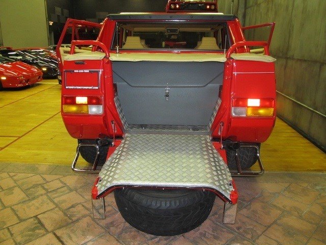 1990LM002