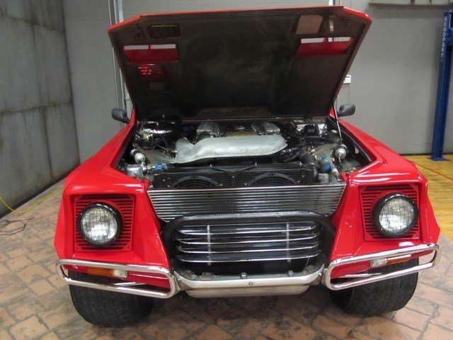 1990LM002