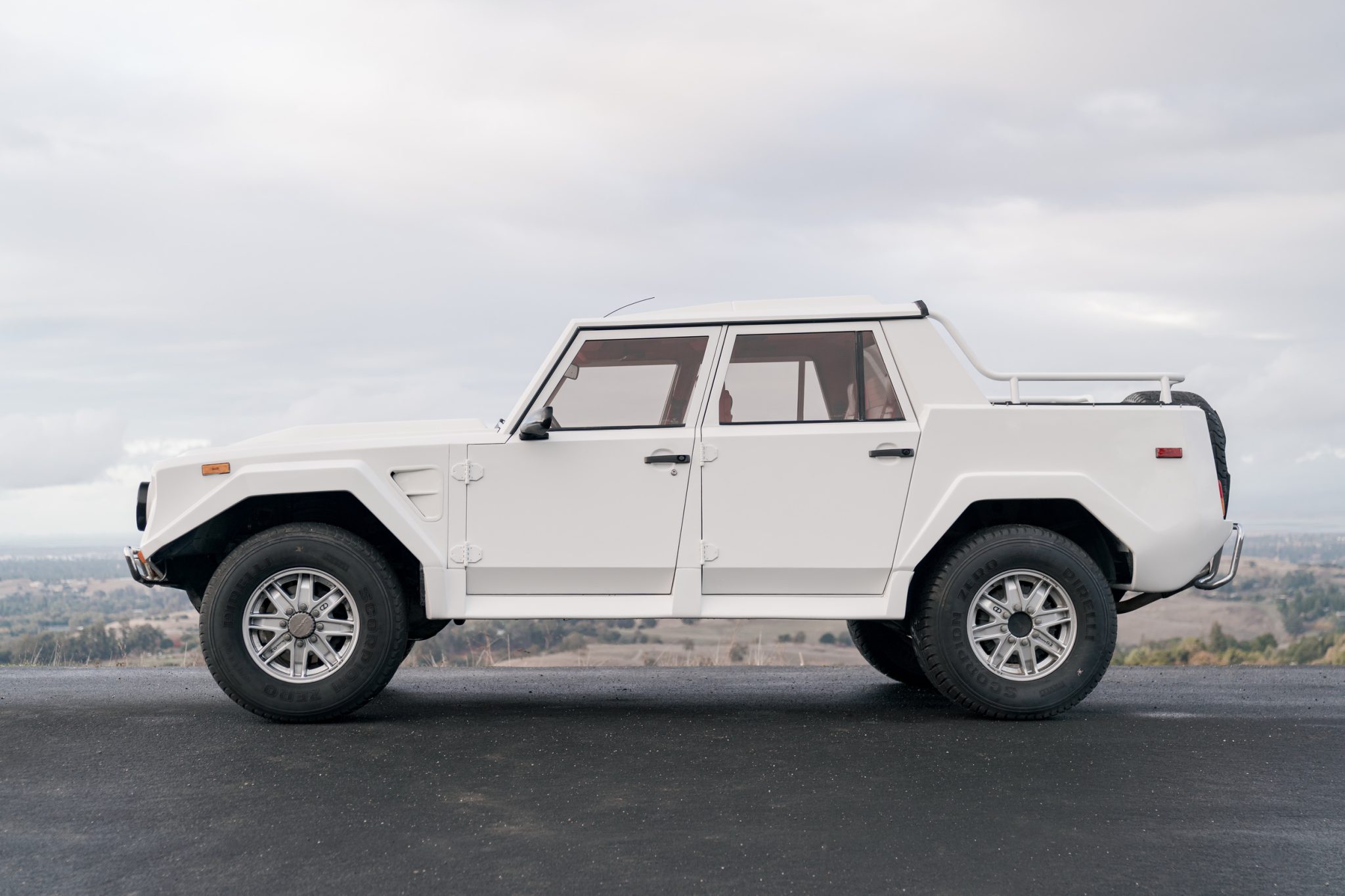 1991LM002