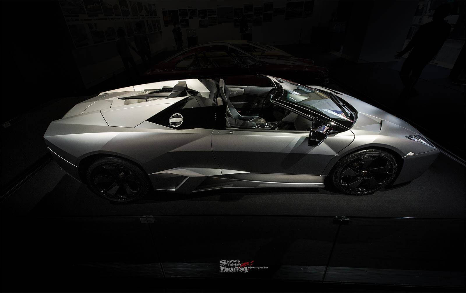 2010ReventonRoadster