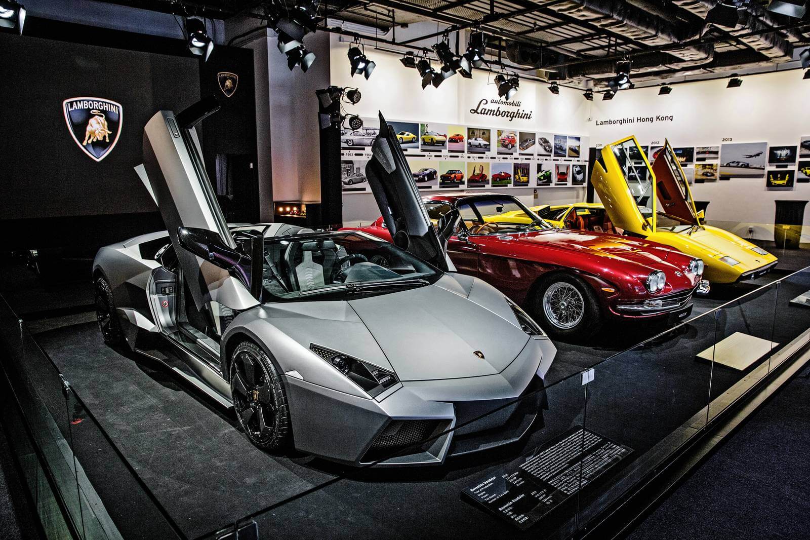 2010ReventonRoadster