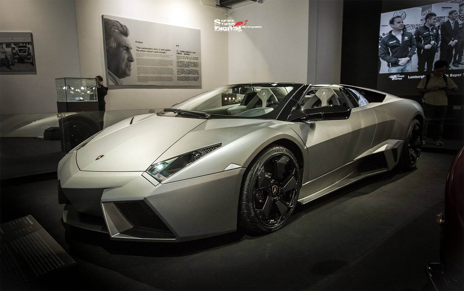 2010ReventonRoadster