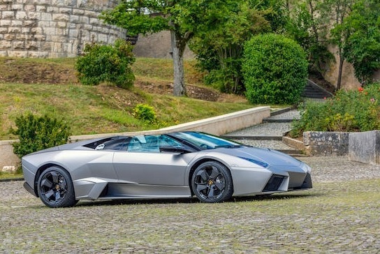 2010ReventonRoadster