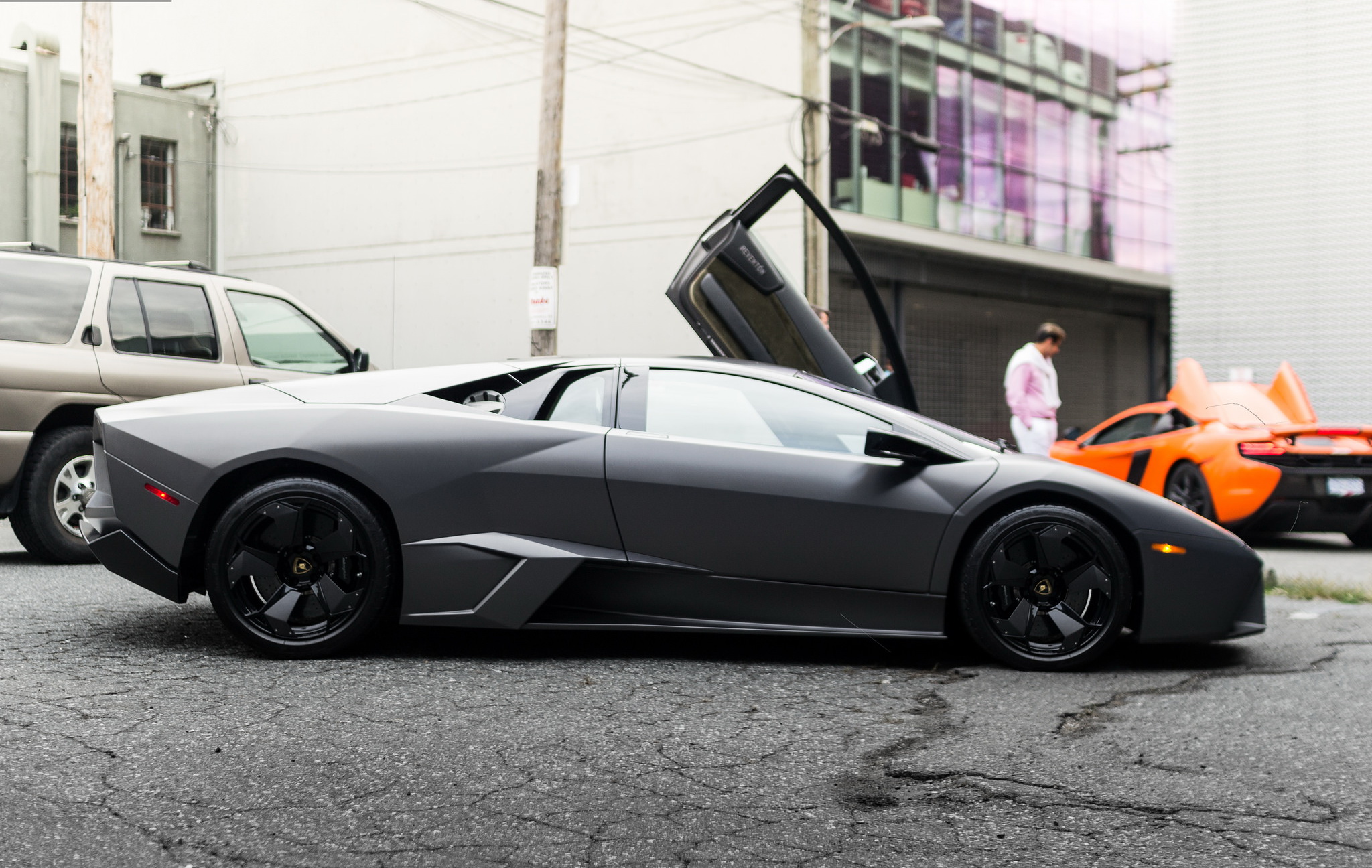 2008Reventon