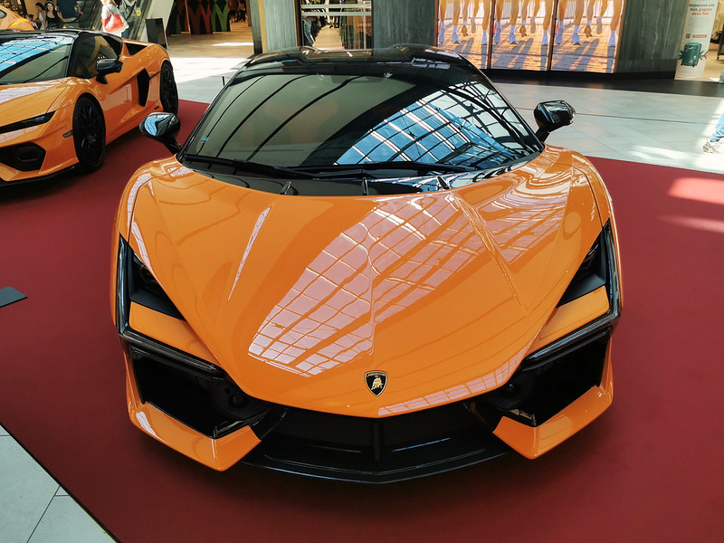2025Revuelto