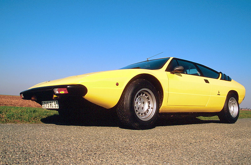 1975UrracoP300