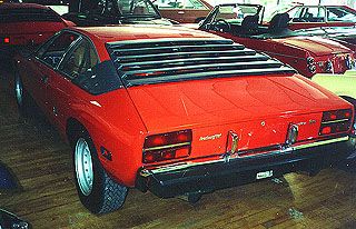 1975UrracoP300