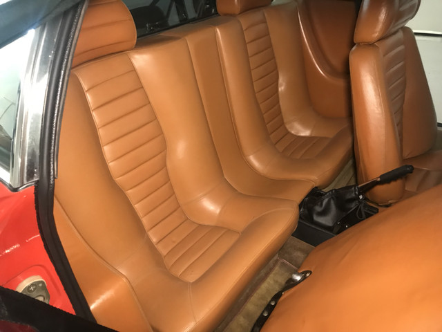 1975UrracoP300