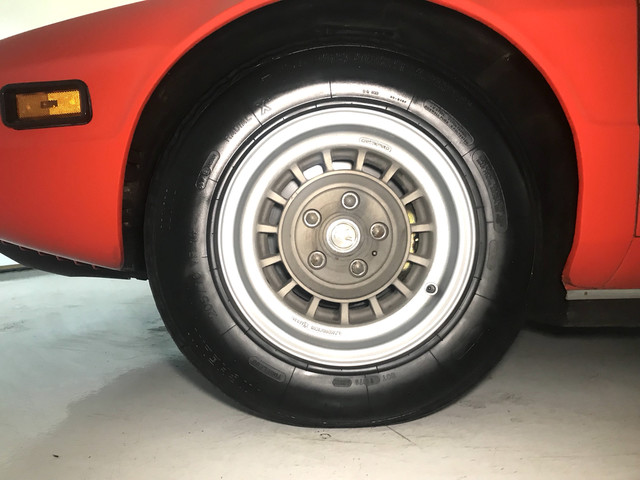 1975UrracoP300
