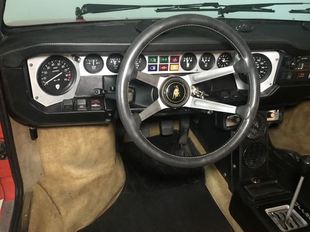 1975UrracoP300