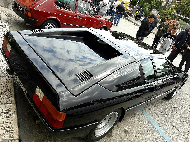 1976UrracoP300