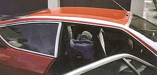 1977UrracoP300