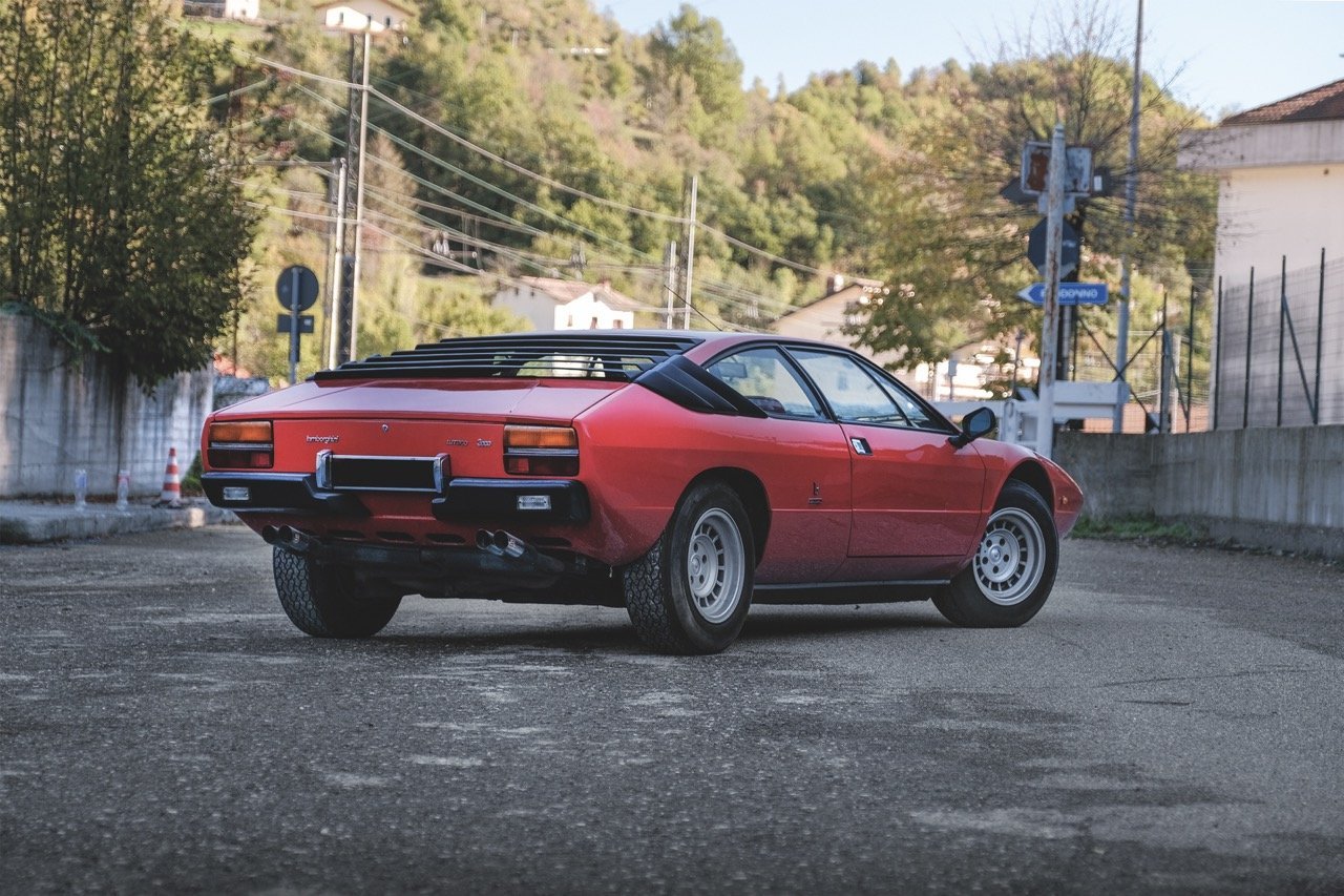 1975UrracoP200