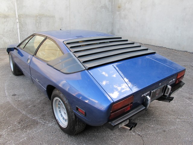 1975UrracoP200