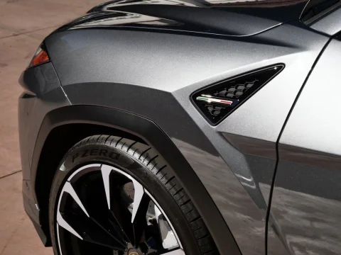 2020Urus