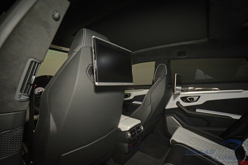 2020Urus