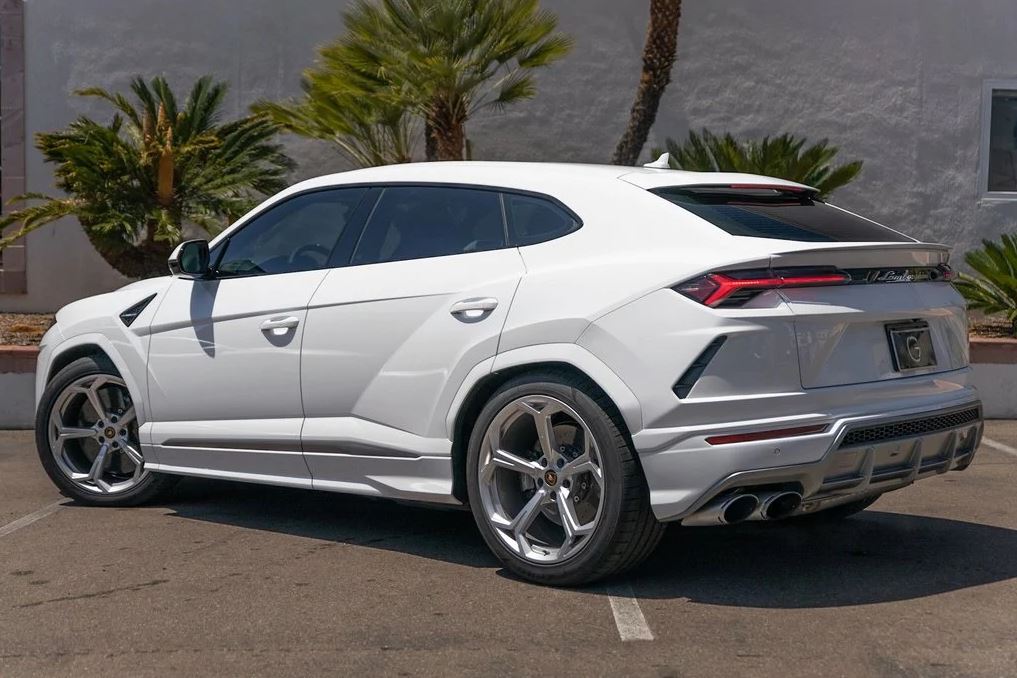2020Urus