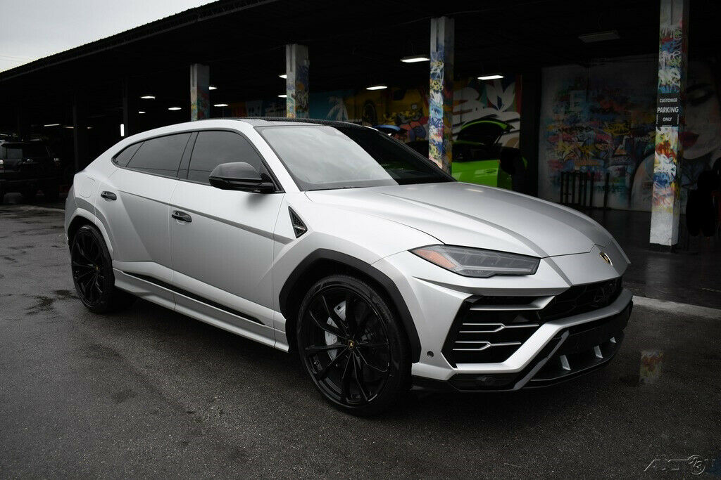 2020Urus