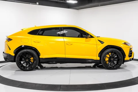 2022Urus