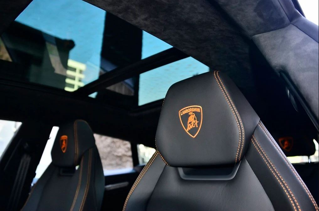 2020Urus
