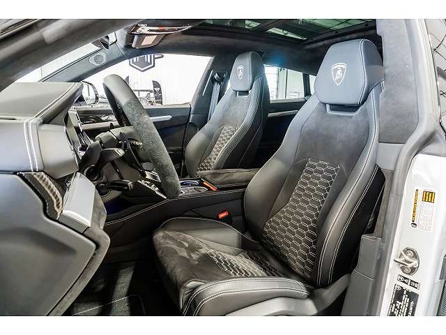 2020Urus