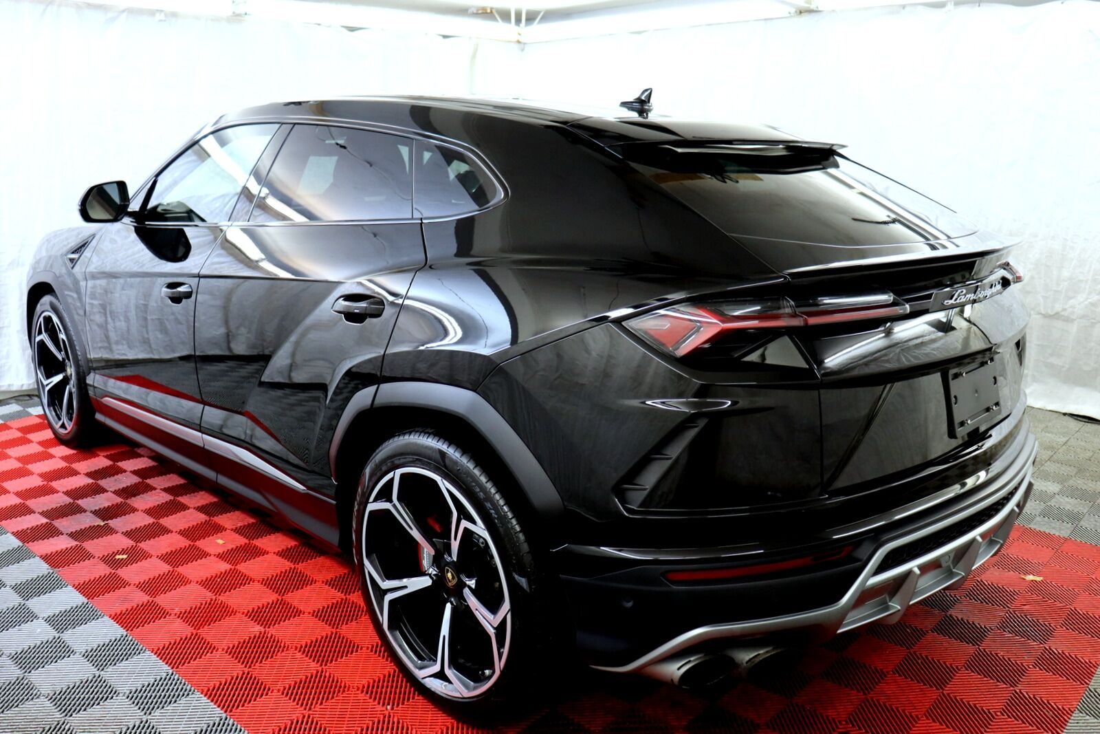 2020Urus