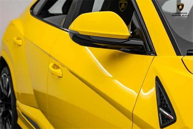 2022Urus